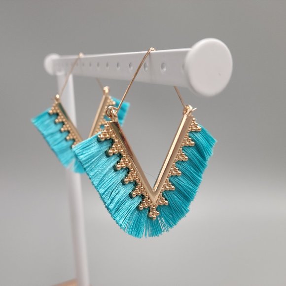 Gold tone tassel earrings - Picture 1 of 2